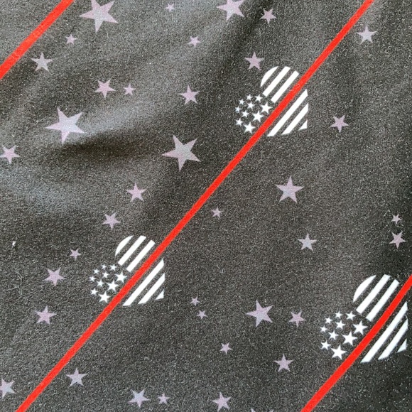 Large Red Line Fabulegs Leggings - Picture 2 of 5